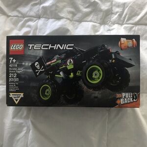 Monster Jam Grave Digger Lego (42118) New in Box - Retired Product